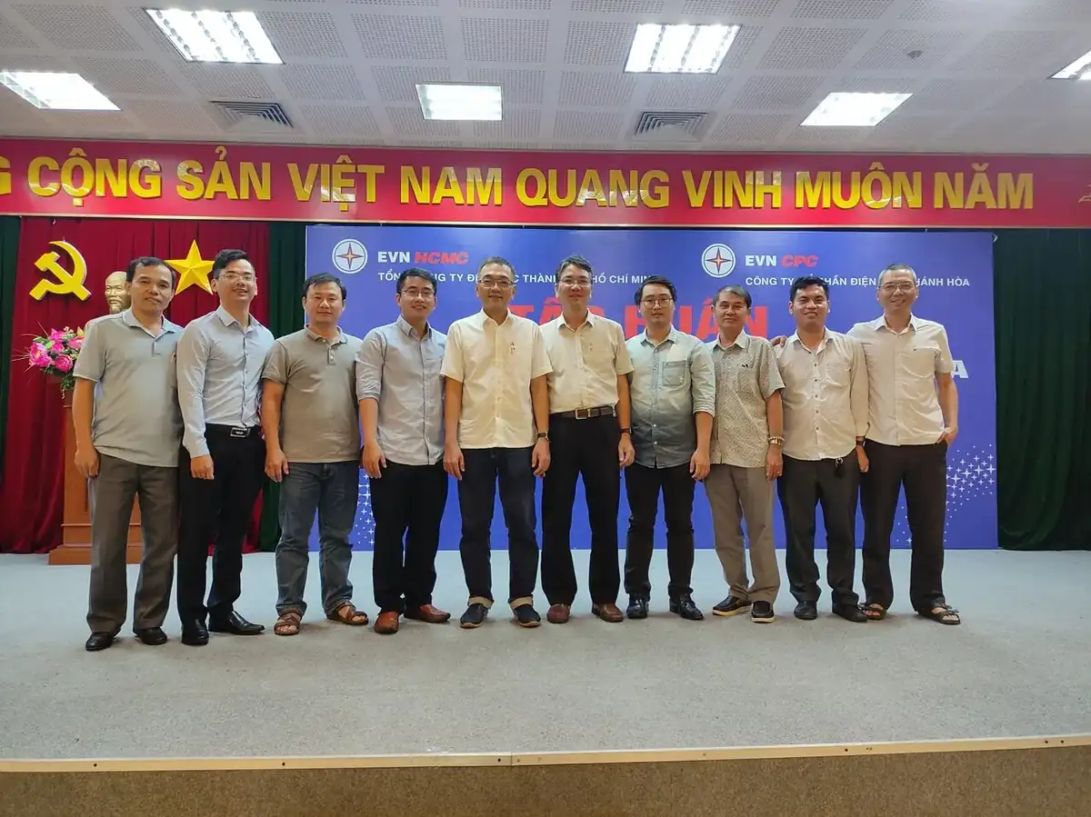Kỷ niệm 13